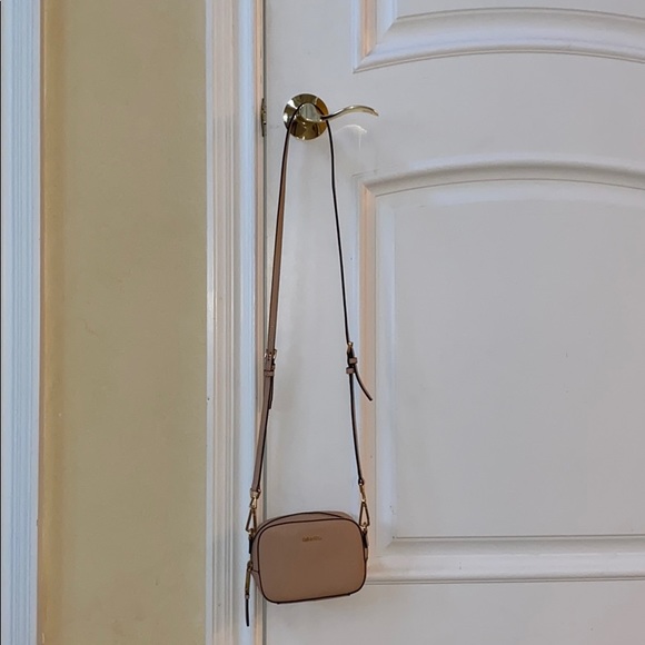 Calvin klein small crossbody - Picture 2 of 5